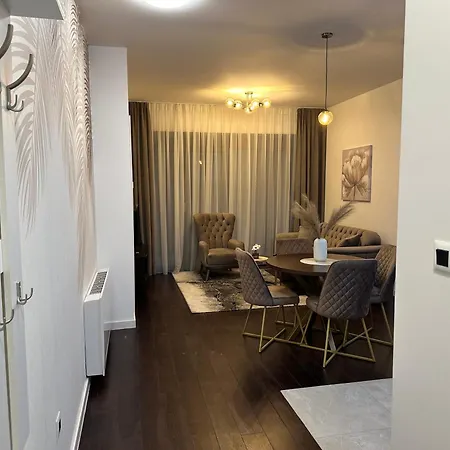 Suzi Apartment *